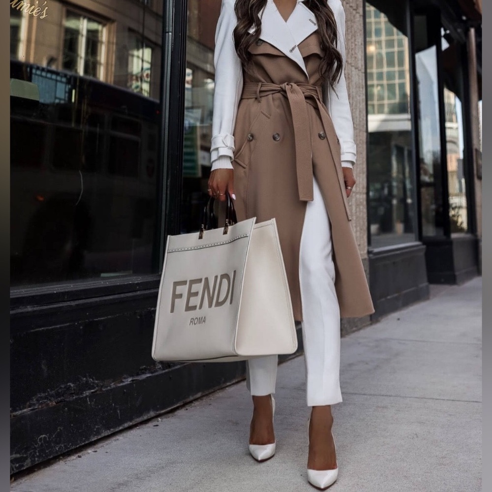 Karen Millen Tan and White Trench Coat - Size: 0